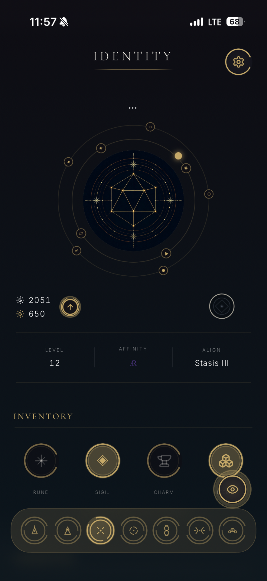 Endgame Physique Identity screen showing level, affinity, alignment and inventory